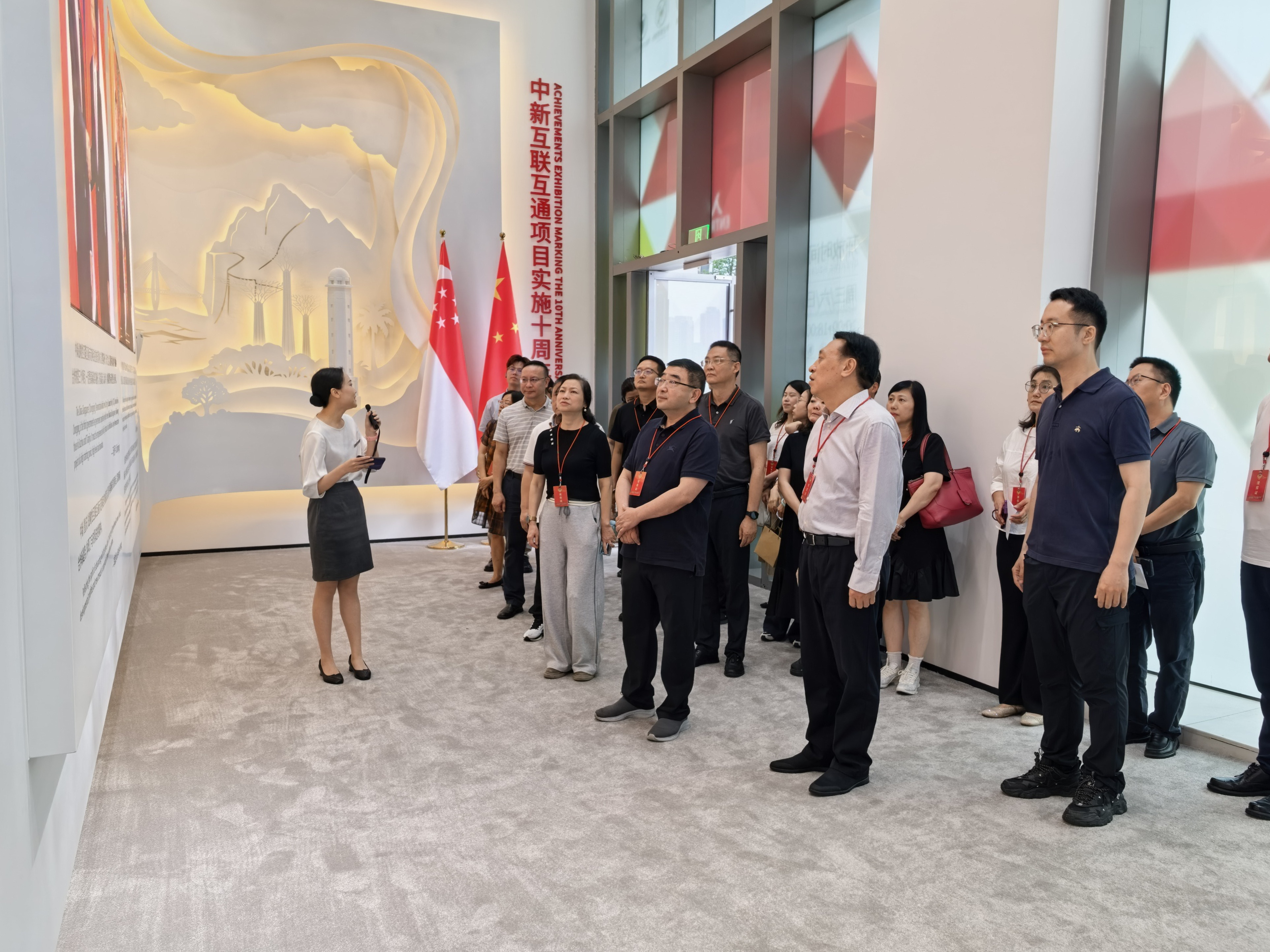 渝中区政协主席会视察“朝天门·城里”... 渝中区政协主席会视察“朝天门·城里”...